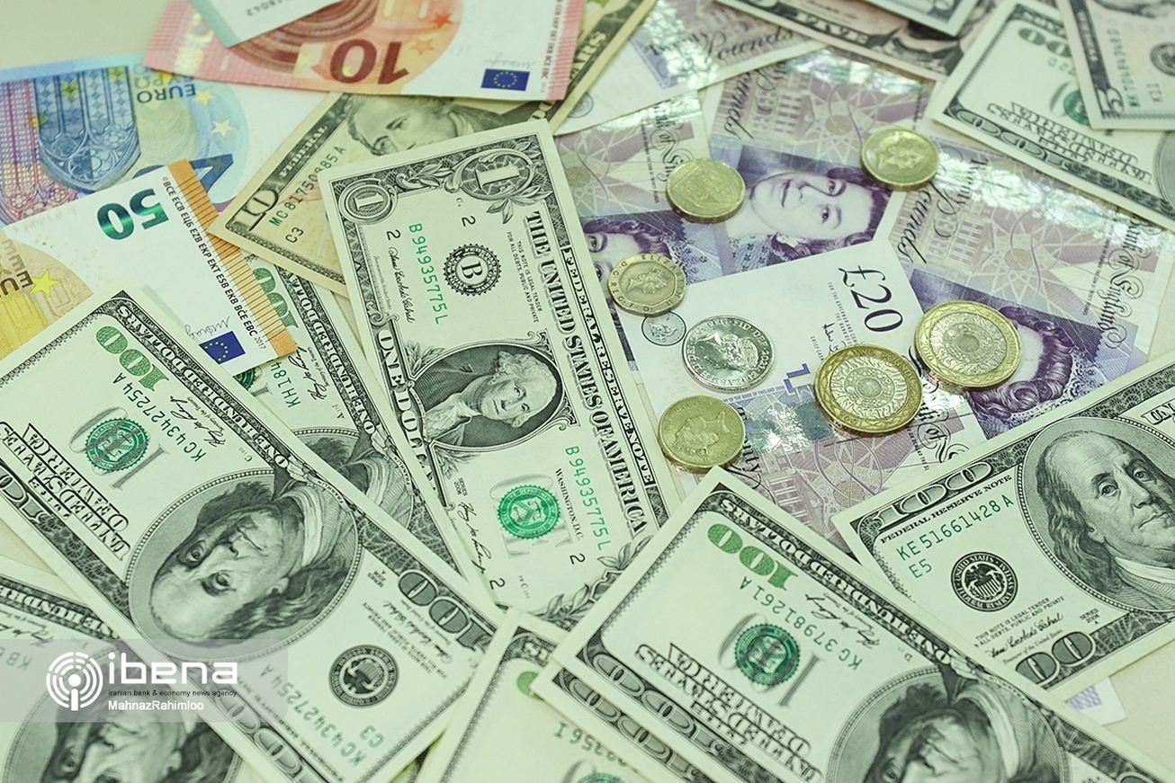قیمت دلار و یورو در صرافی‌ها امروز ۲۰ بهمن  معامله‌گران در روز برفی فروشنده شدند