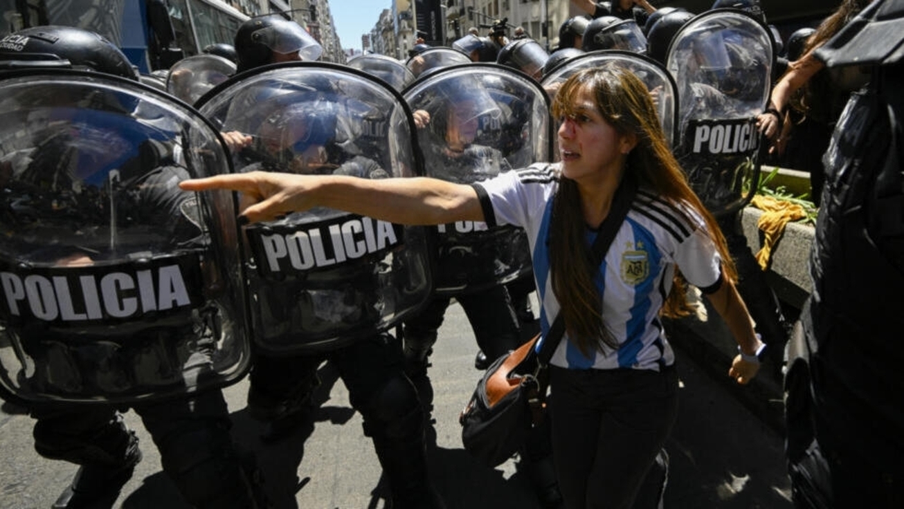 خشم مردم آرژانتین از سیاست‌های اقتصادی دولت جدید