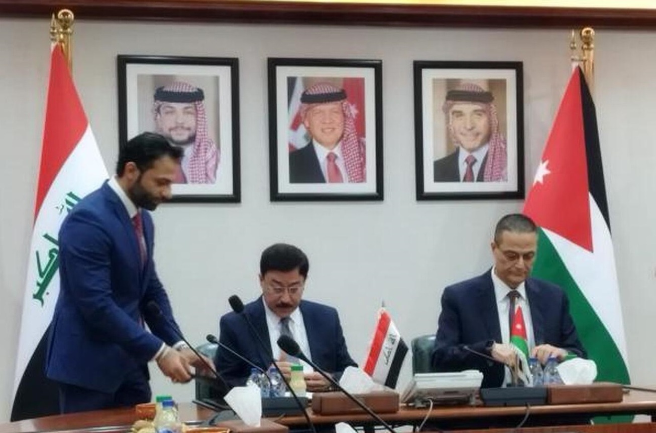 رئیس بانک مرکزی اردن با همتای عراقی خود توافقنامه همکاری امضا کرد