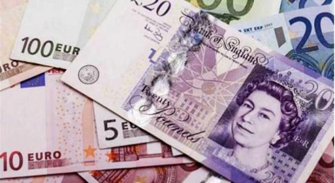 پوند انگلیس در برابر دلار کاهش یافت