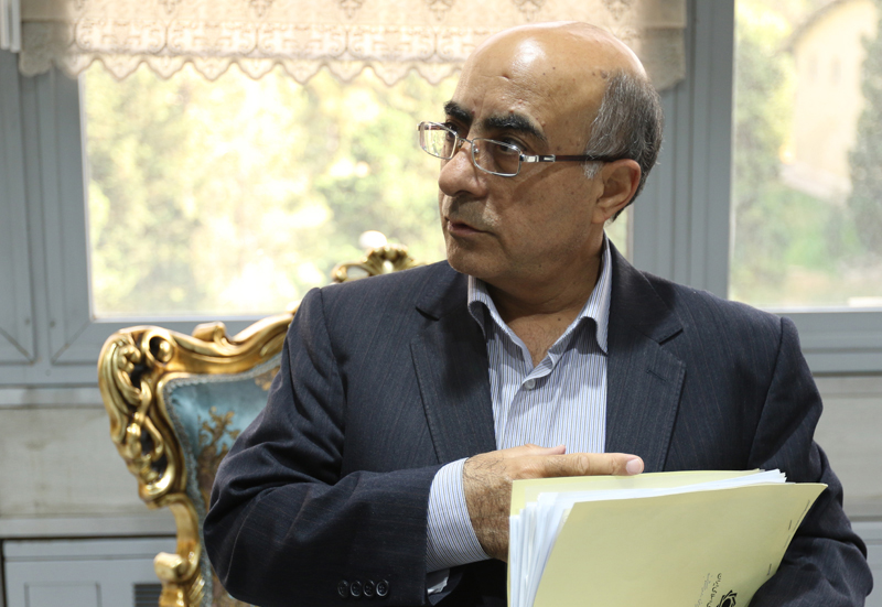 اکبر کمیجانی