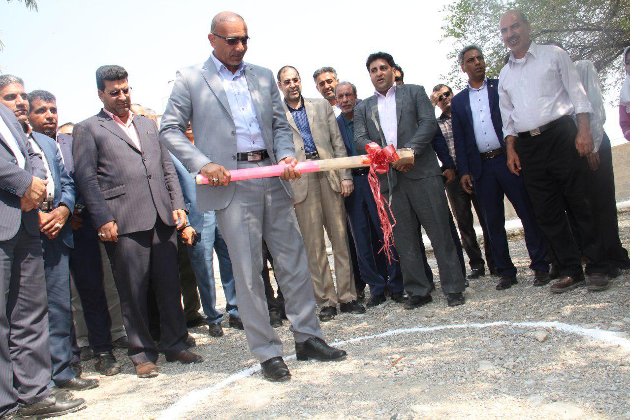 مدرسه شهداي بانك ملي ايران در استان هرمزگان افتتاح شد