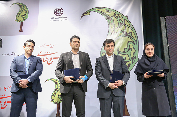 اکبر کشاورزیان