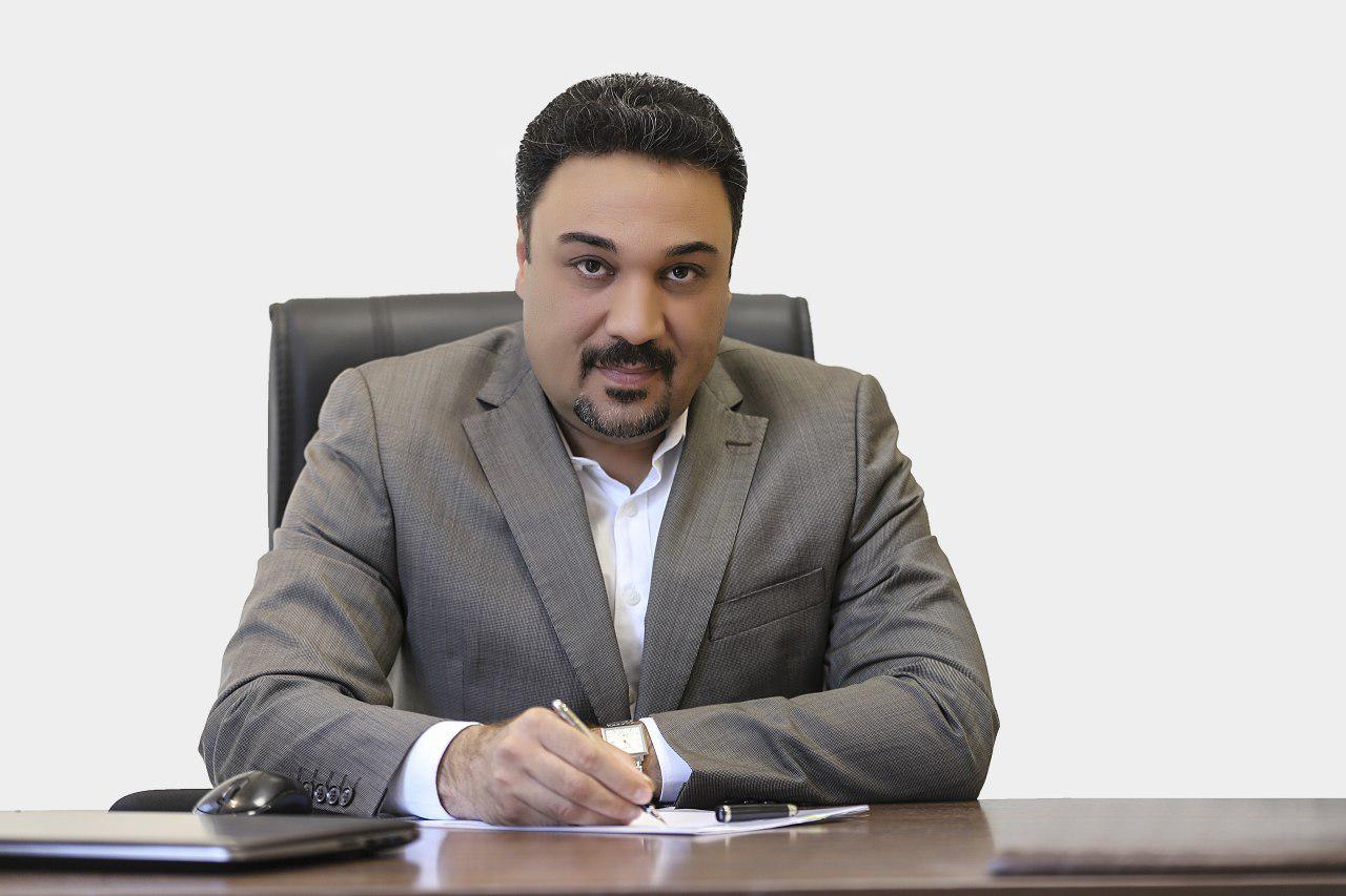 اکبر افتخاری