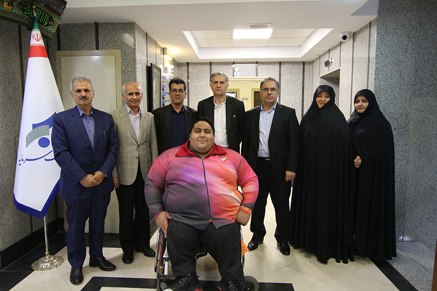 سامند رحمان در بانک سرمایه