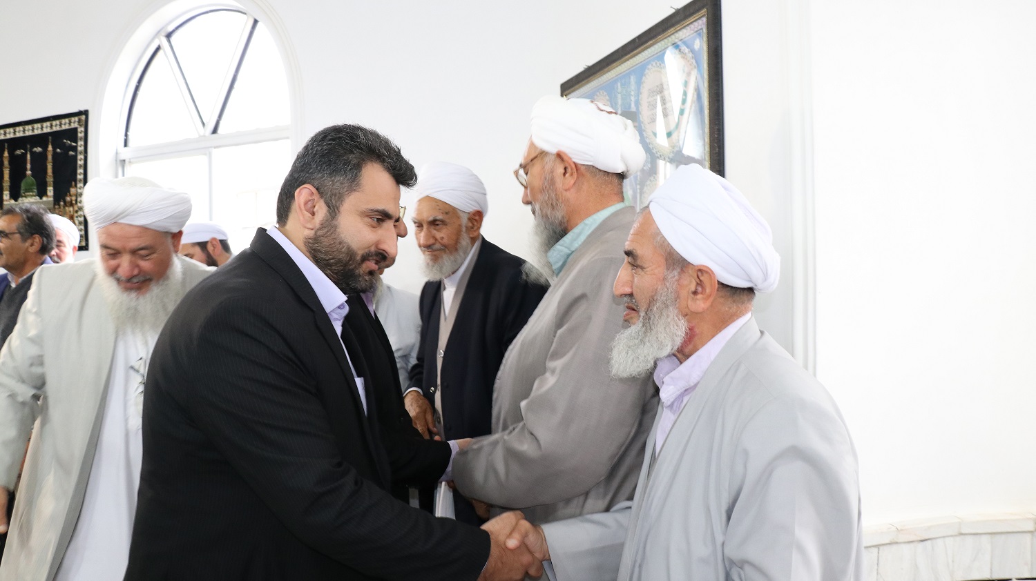 گرامیداشت هفته وحدت