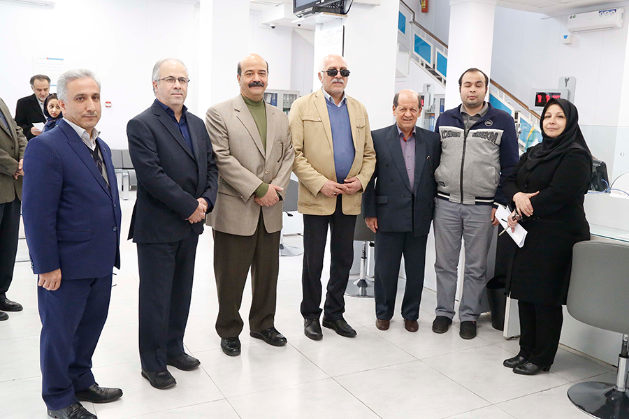 افتتاح سامانه خدمات بانکی روشندلان در شعب منتخب بانک دی