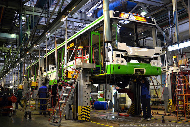 Iran to Run Bus Factory in Azerbaijan 