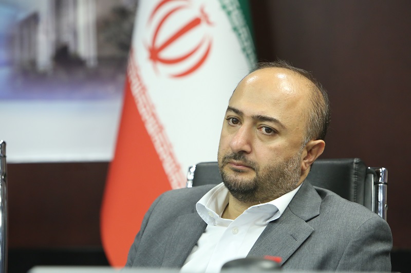 ضرورت کاهش میزان تسهیلات تکلیفی بانک‌ها