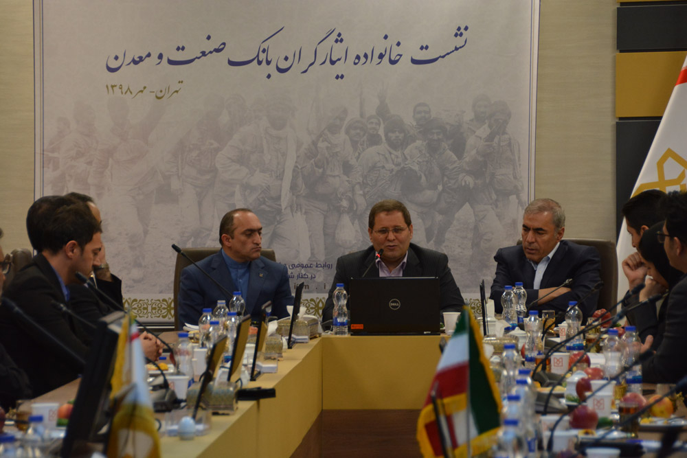 حسین مهری در هفته دفاع مقدس