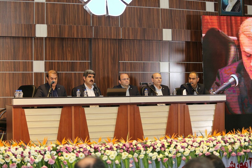 دومین پنل تخصصی مدیران شعب استانها با رویکرد بررسی محصولات و خدمات جدید برگزار شد