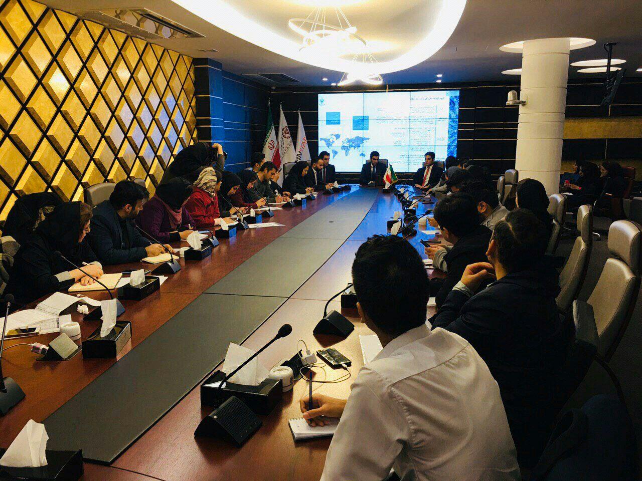 نشست بازار سرمایه