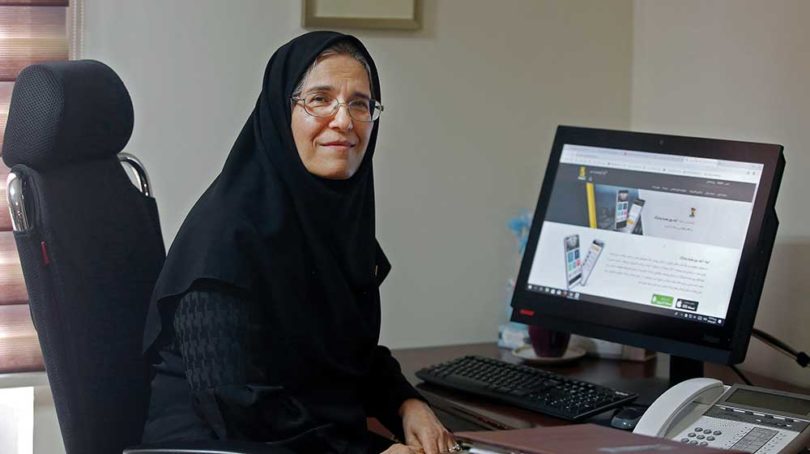 زهرا میرحسینی