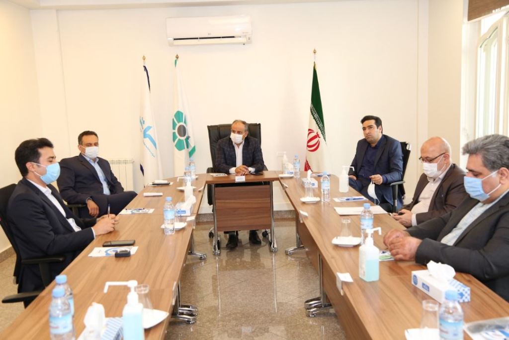 قابلیت‌های شرکت سمات در توسعه محصولات بانکداری الکترونیک و دیجیتال قابل‌ملاحظه است