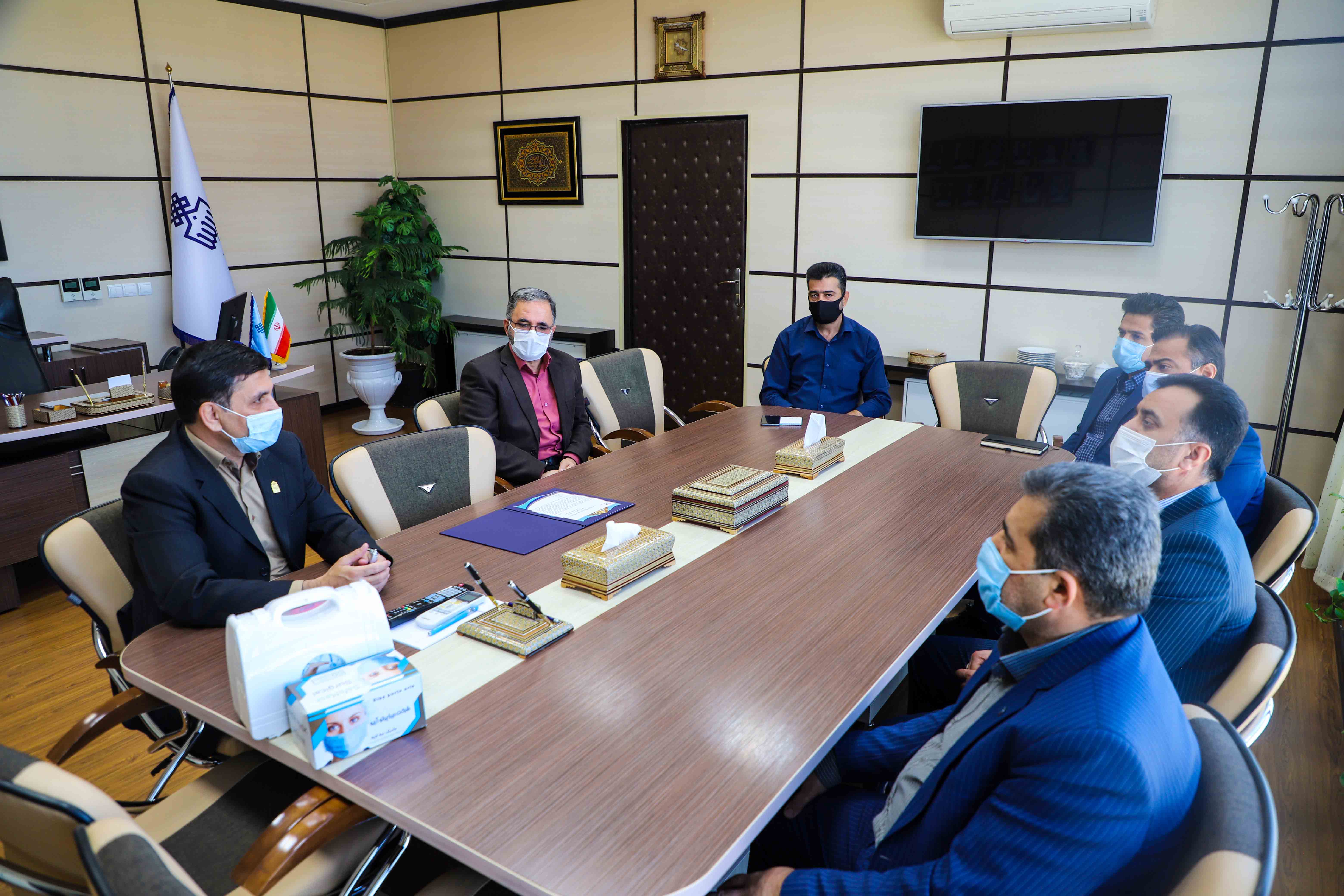 مشارکت بانک رفاه در طرح های عمرانی دانشگاه بیرجند