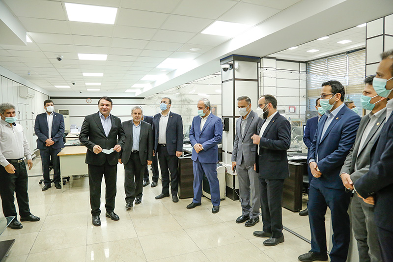 بازدید مدیرعامل بانک سپه از شعبه سیدالشهدا(ع) بانک در تهران