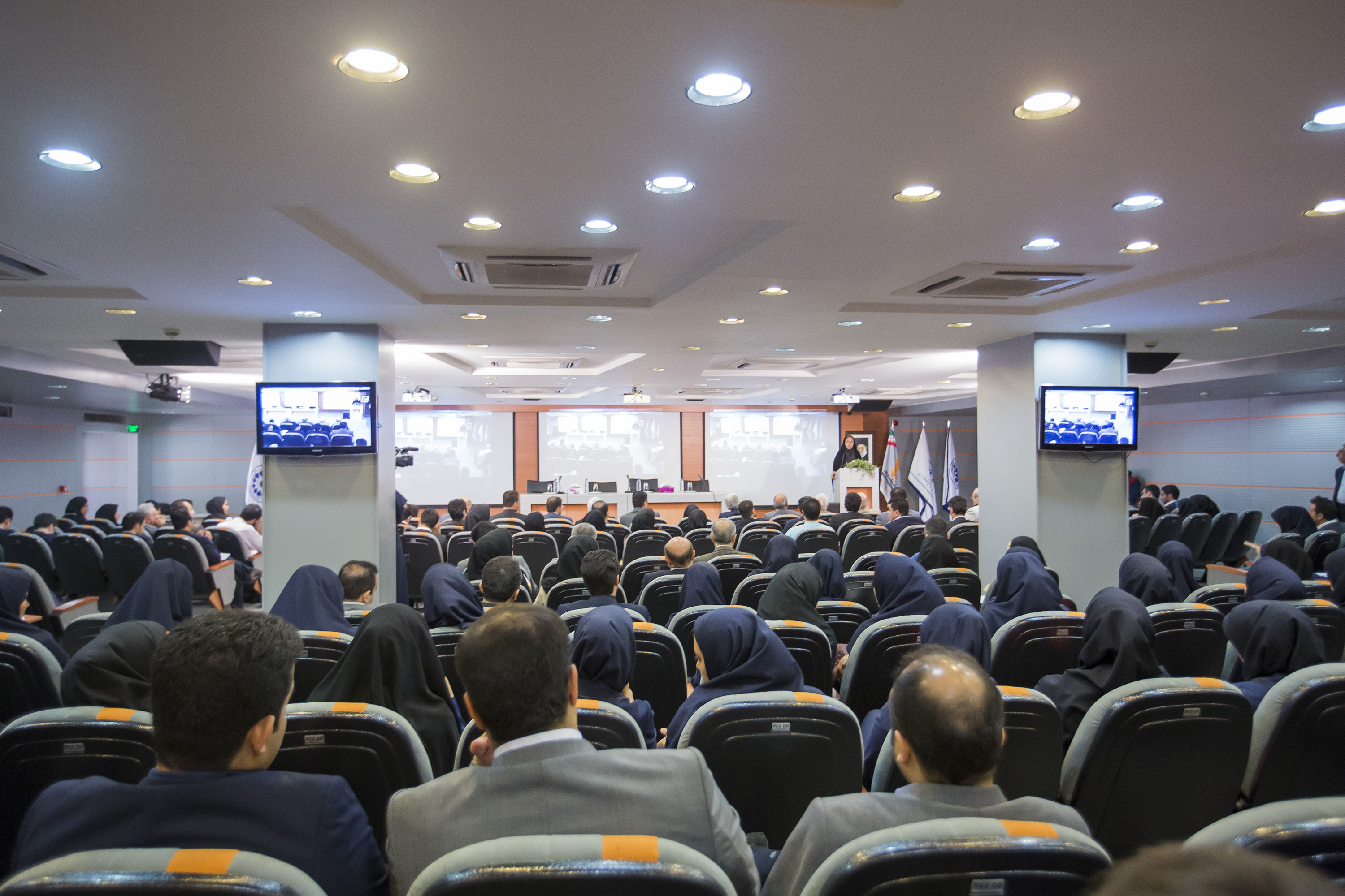 سومین کنفرانس بیوالکترومغناطیس ایران برگزار شد
