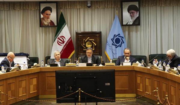 نشست سیف با مدیران بانکها/ اجرای کارت اعتباری از اول مهر