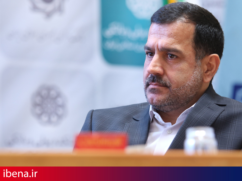 کارتهای اعتباری زمینهساز رونق اقتصادی/ سالم سازی فضای اقتصاد با ارز تک نرخی
