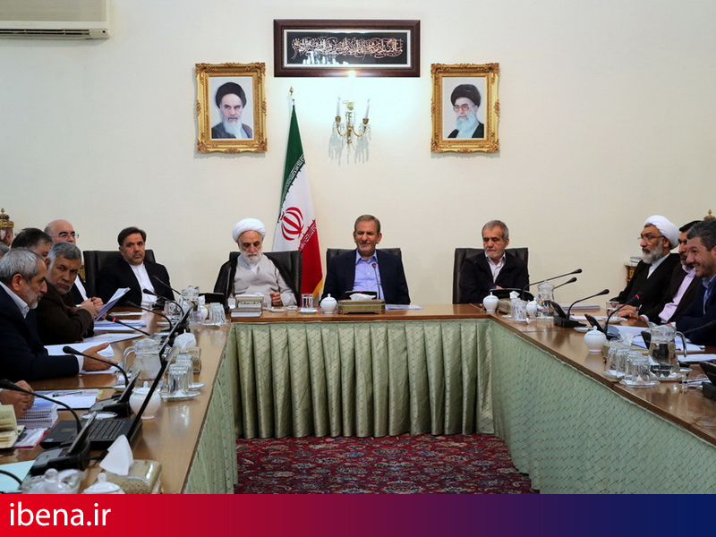 جزئیات نشست ستاد مبارزه با مفاسد/ گزارش حقوق های نامتعارف