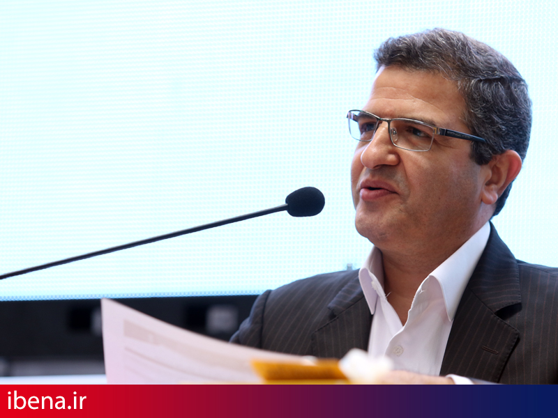 پاسخگویی قائم مقام بانک صادرات به هموطنان از طریق صدای سپهر