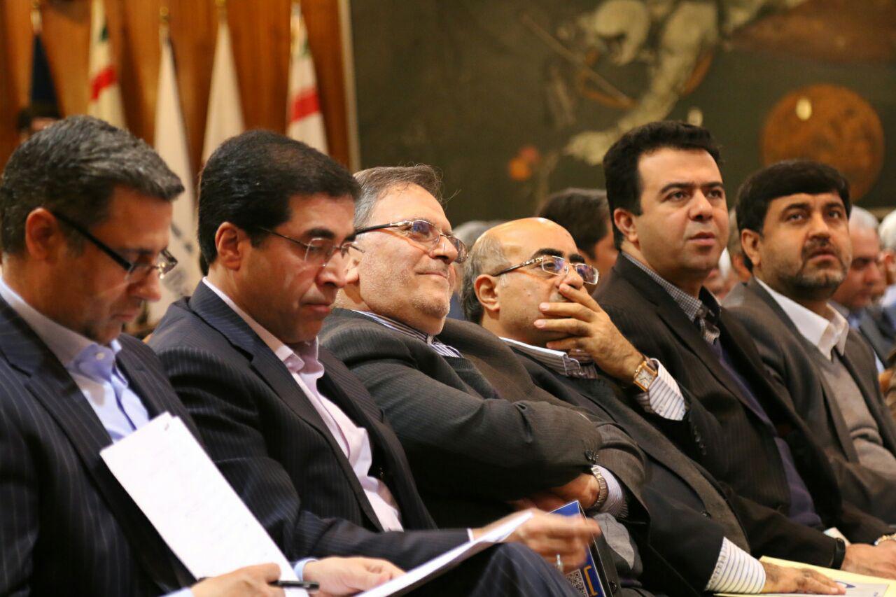 ششمین همایش سیاست های پولی و چالش های بانکداری و تولید آغاز شد 