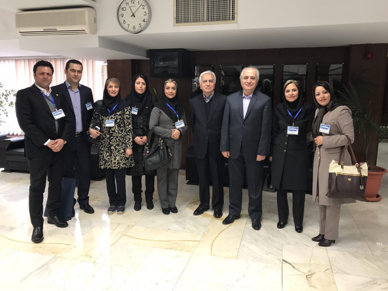 تقدیر از 5 رئیس شعبه برتر بانک کارآفرین در هفتمین گردهمایی روسای موفق شعب بانکها