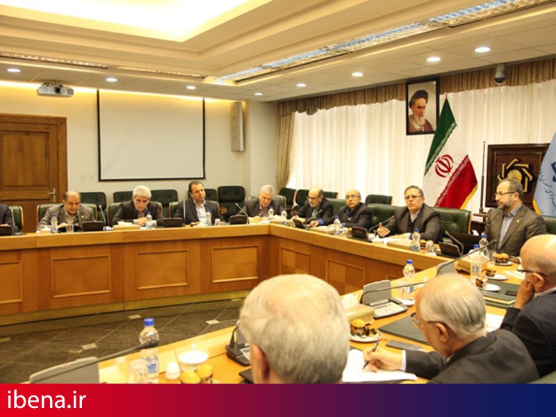 روشنگری نیاز روز بانک هاست/ برخی انتقادات منشاء اغراض سیاسی دارد