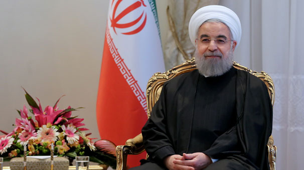 روحانی: در سال ۹۵ بعد از ۱۱ سال به رشد ۸ درصدی رسیدیم