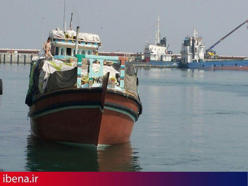 کشف کالای قاچاق از یک شناور باری در بوشهر