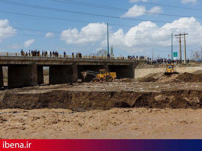 اقدام بانک صادرات برای استمهال خسارت دیدگان سیل در آذربایجان شرقی