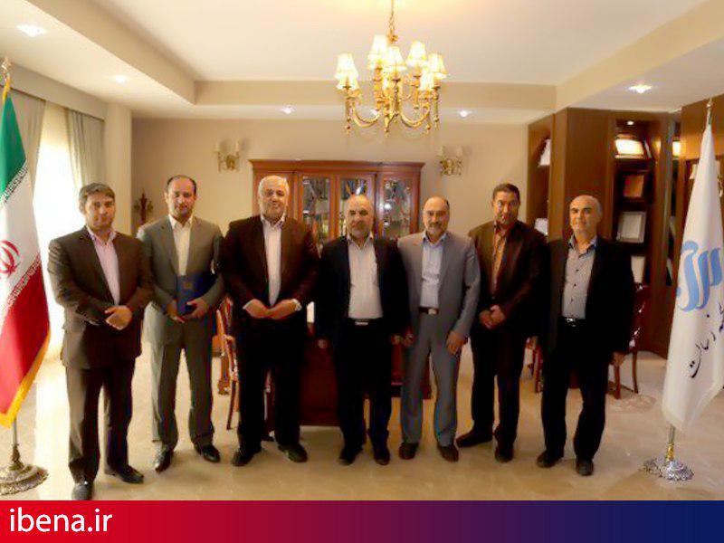 تقدیر بنیادشهید و امور ایثارگران تهران از بانک قرضالحسنه رسالت