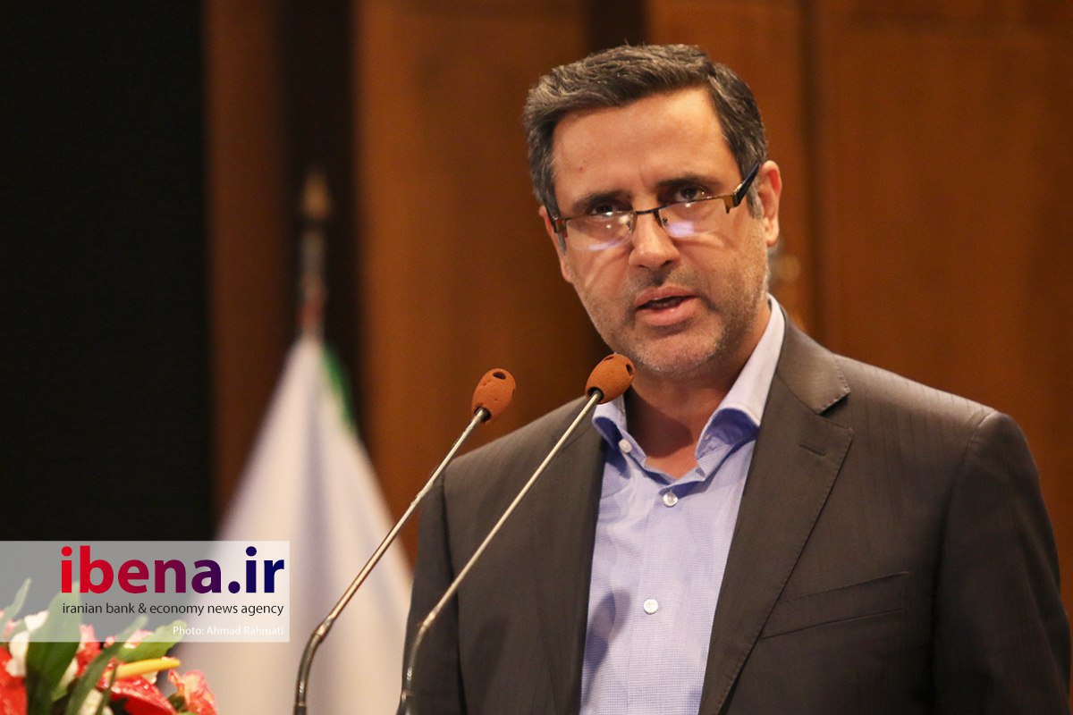 لزوم گذار از اقتصاد بانک محور به بازار محور