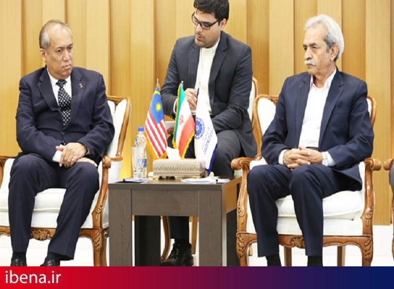 تلاش برای برقراری ارتباط با بانک‌های بزرگ مالزی