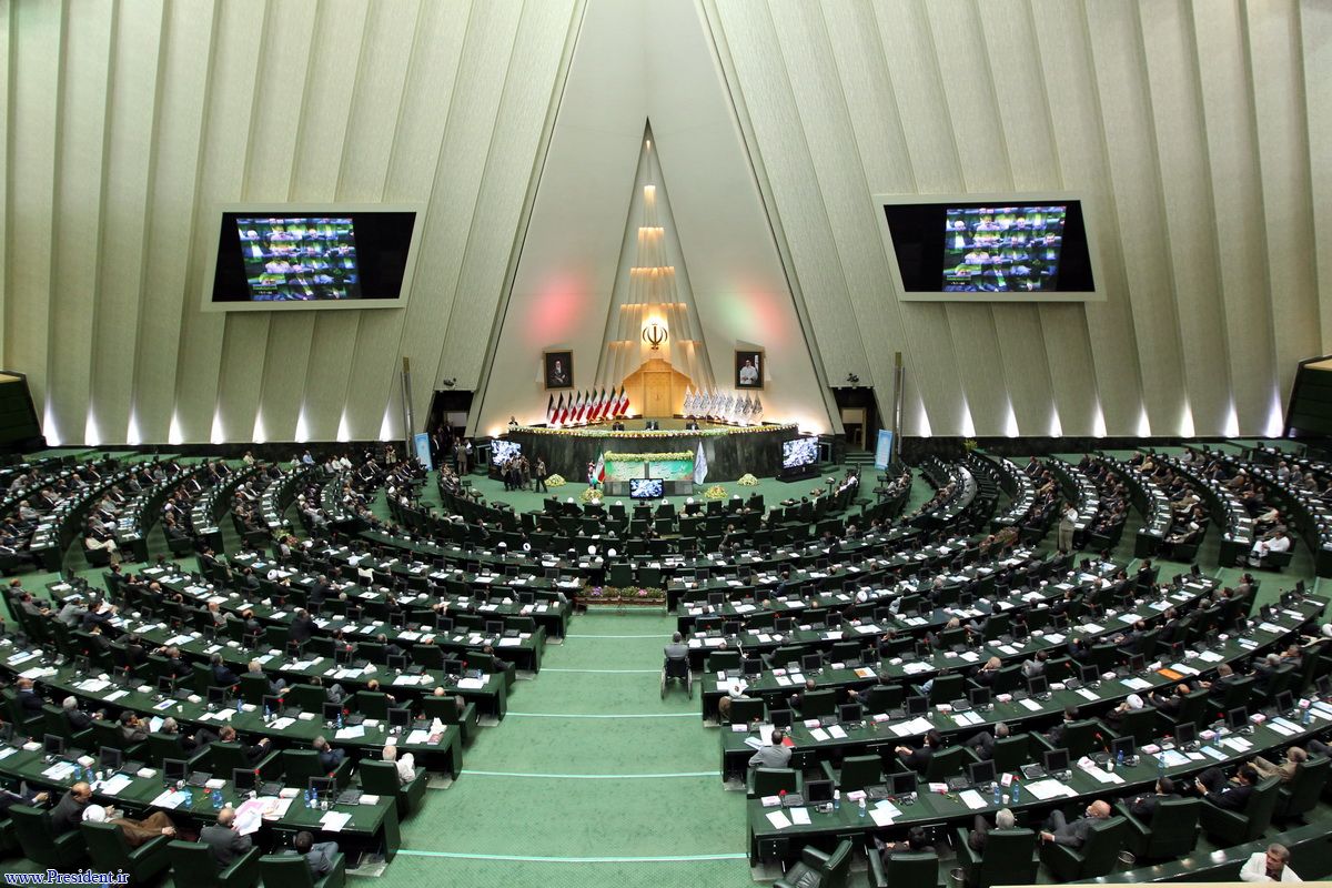 انتشار40 هزار میلیارد تومانی اوراق اسناد خزانه برای پرداخت بدهیهای دولت
