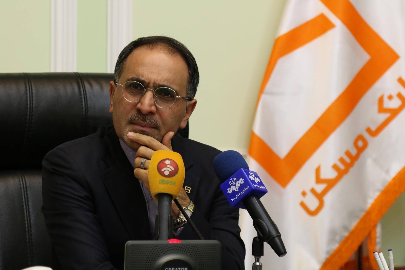 نشست خبری دکتر بت‌شکن مدیرعامل بانک مسکن