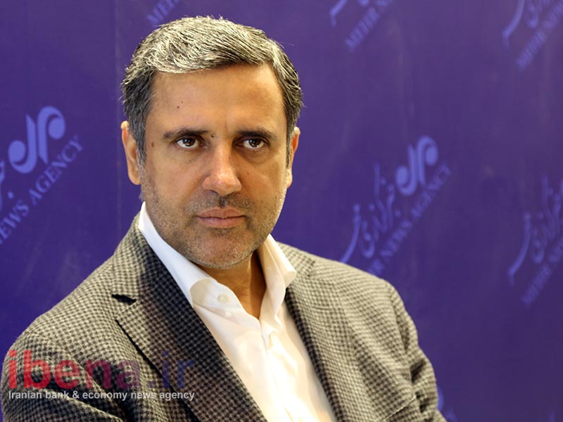 بازدید دکتر دیواندری ازبیست و دومین نمایشگاه مطبوعات