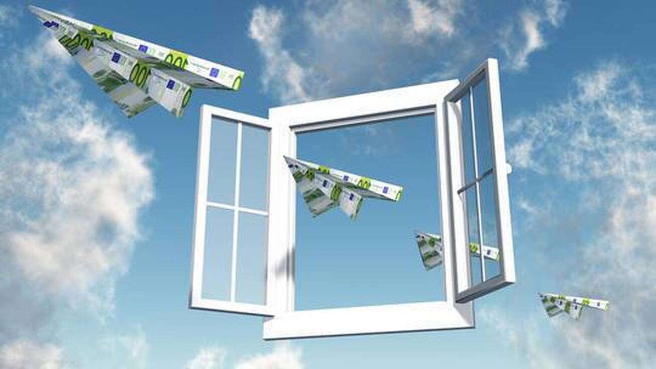 خروج ارز از روسیه ۲۶ برابر شد