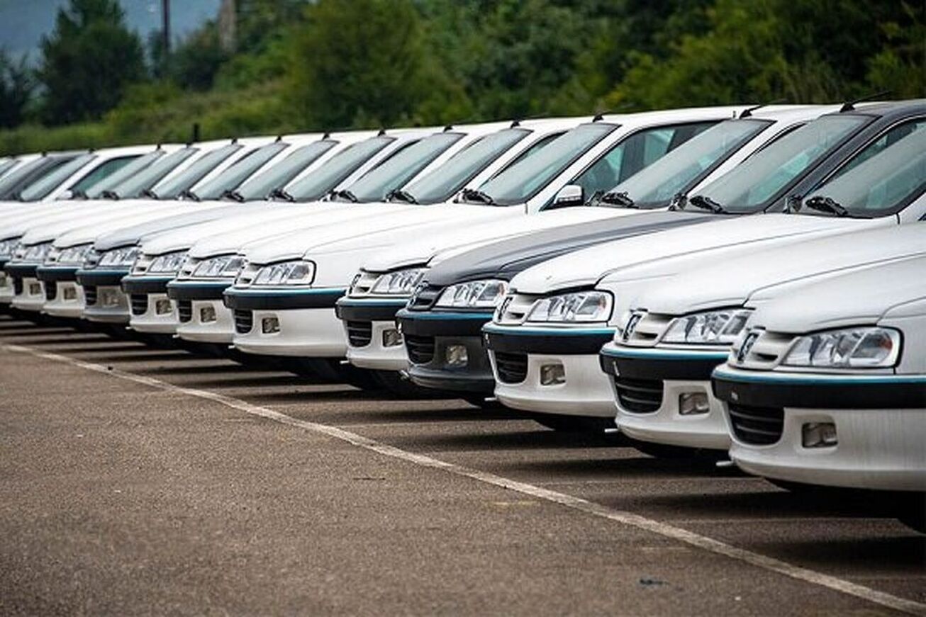 بورس دست دلالان را از بازار خودرو کوتاه می‌کند