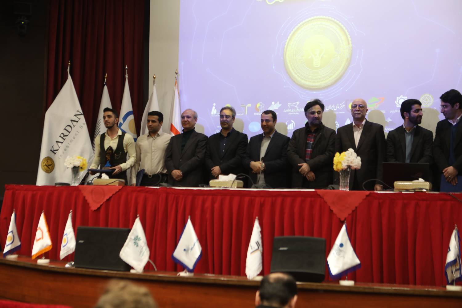 گزارش کامل هشتمین همایش مالی اسلامی/ اتحاد برای حل مسائل نظام بانکی