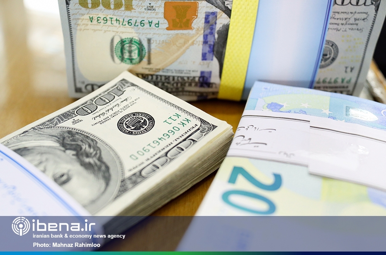 قیمت دلار و یورو توافقی امروز ۴ دی ماه ۱۴۰۱
