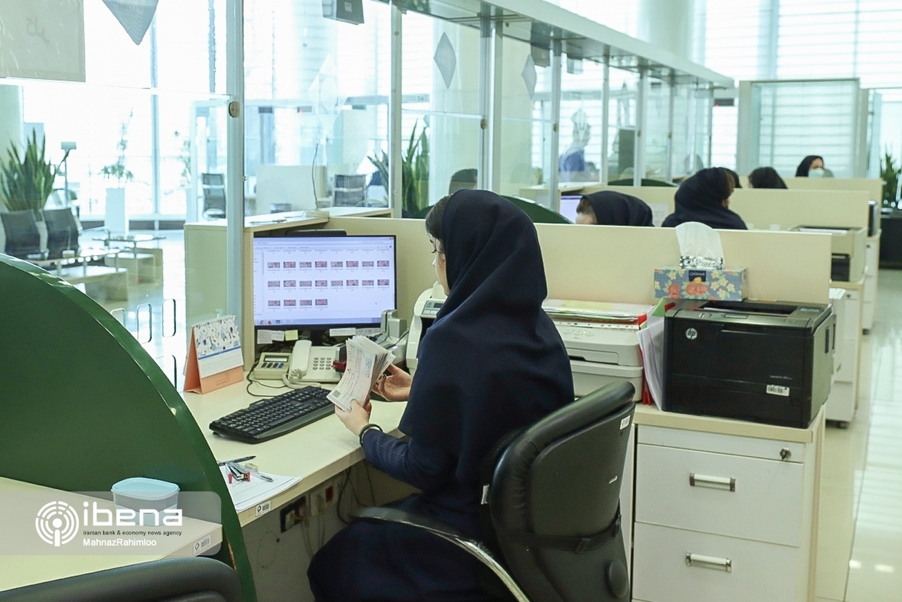 فعالیت شعب بانکی منتخب فروش ارز در روز&zwnj;های ۱۴ و ۱۵ بهمن