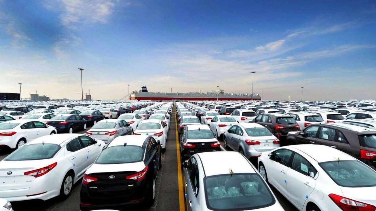 واردات خودرو‌های دست‌دوم از مناطق آزاد تکذیب شد