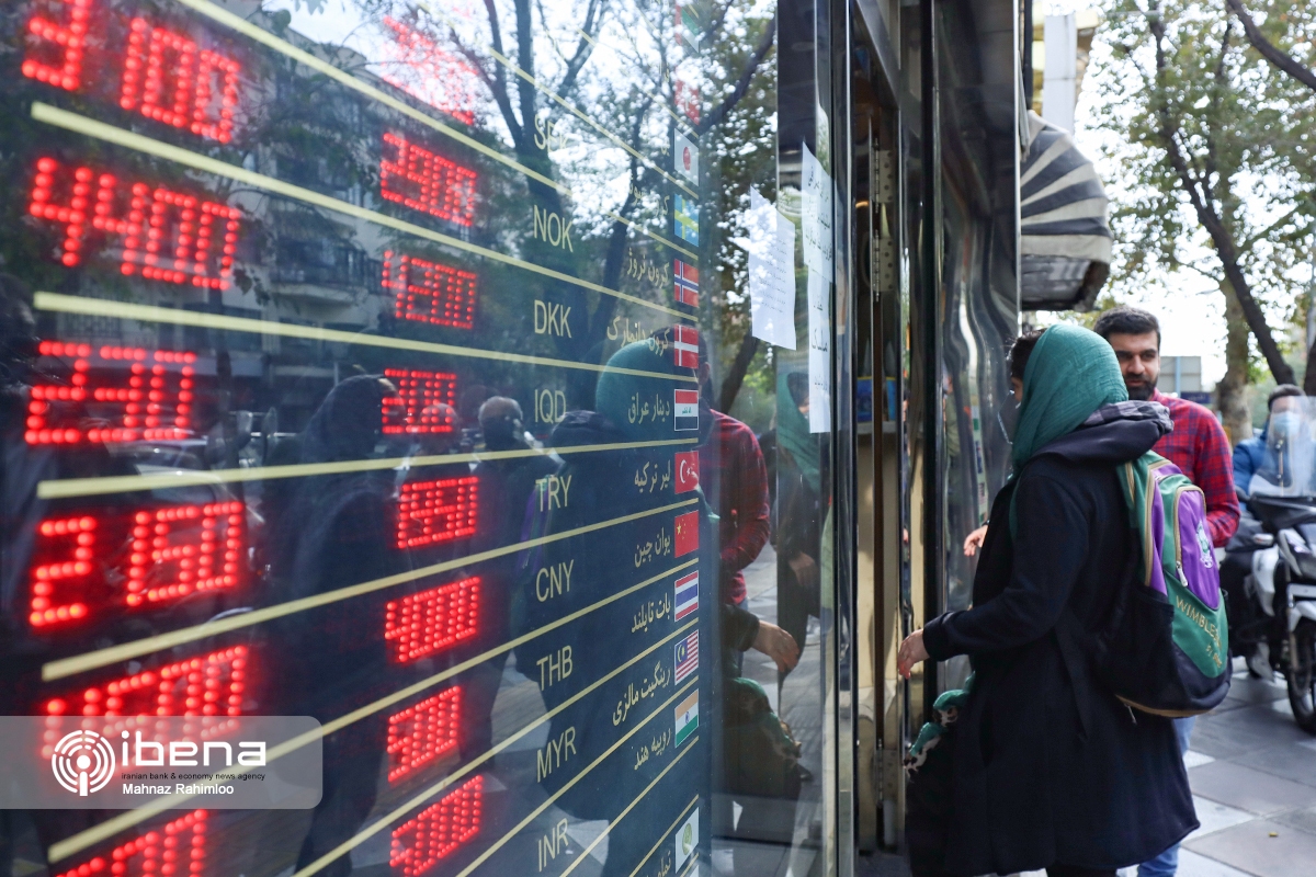 خرید و فروش دلار با نرخ شفاف در ۷ روز هفته/ برنامه بانک مرکزی برای مدیریت بازار ارز چیست؟