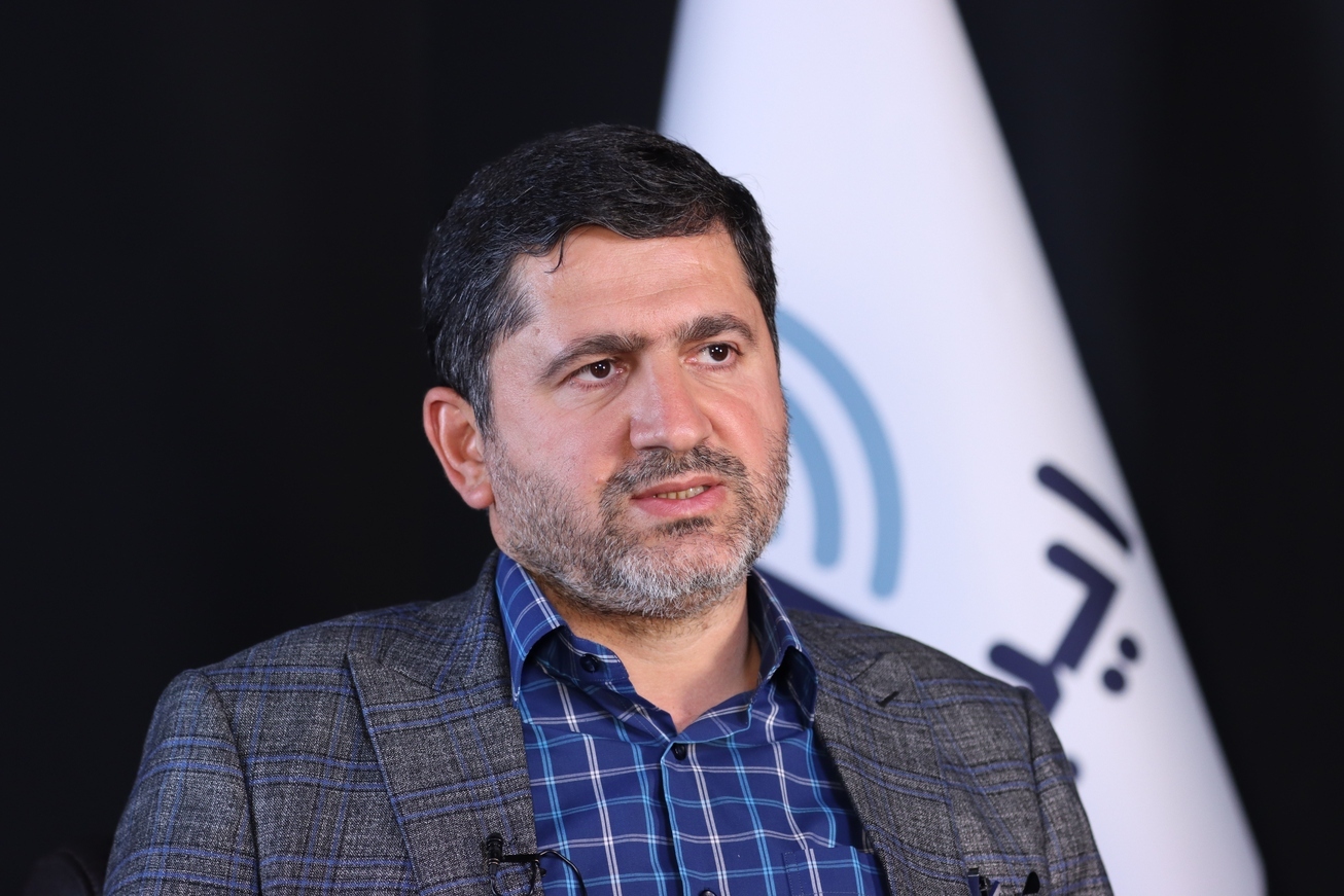 چشم امید بازار به راه‌اندازی مرکز مبادله ارزی/ از خرید‌های هیجانی بپرهیزید