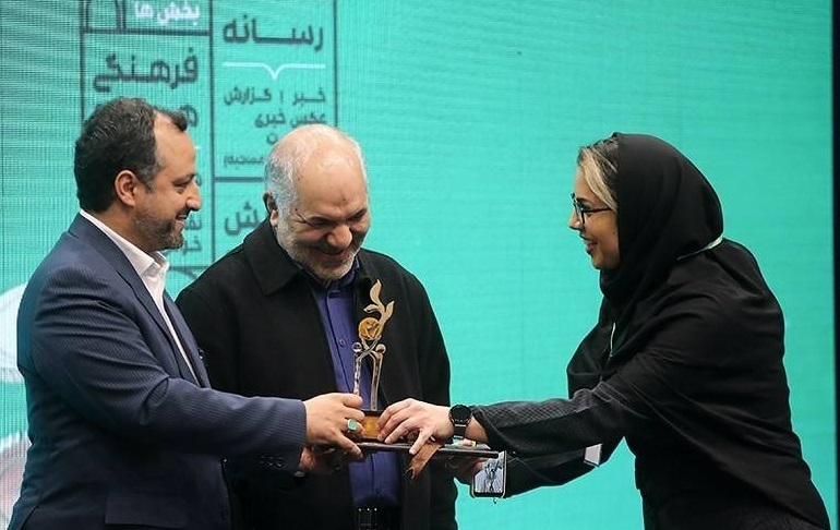 پرداخت ۱.۵ میلیون فقره وام خرد بدون ضامن به مردم/ بانک‌های قرض‌الحسنه الگویی برای سایر بانک‌های تجاری هستند