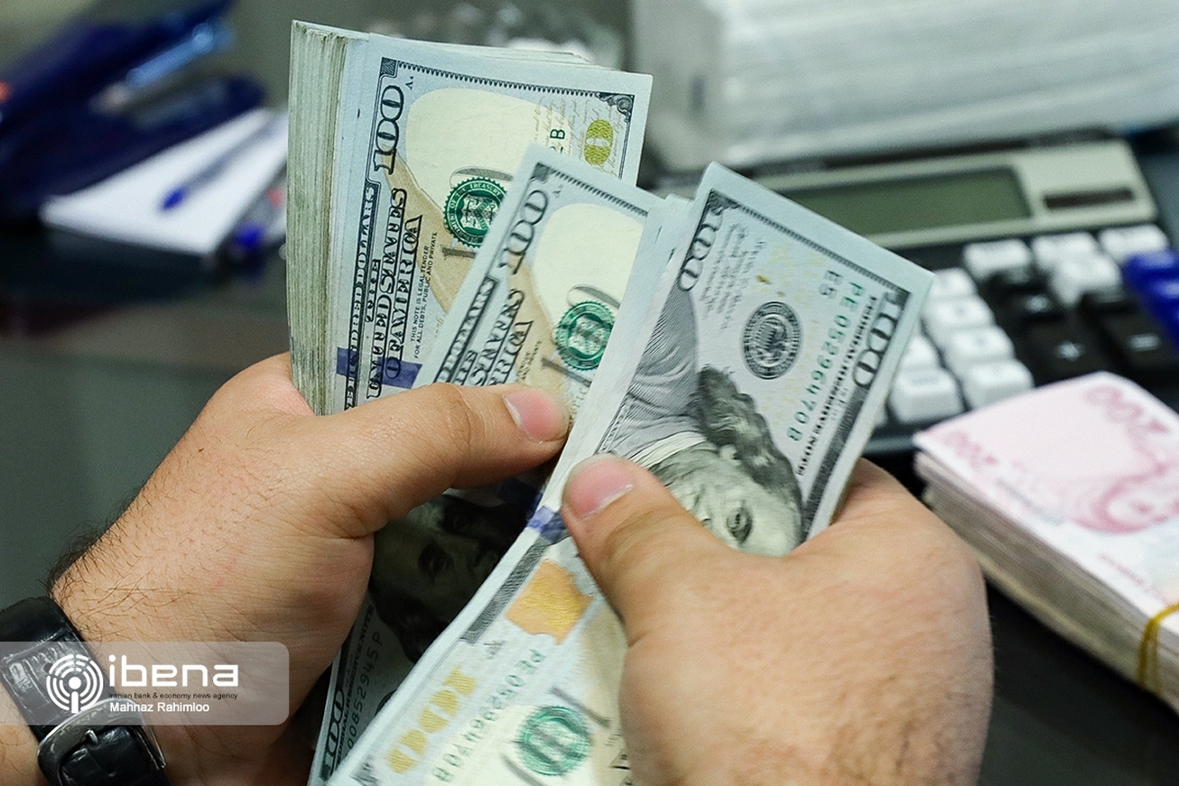 پیش‌ بینی کاهش شدید نرخ دلار