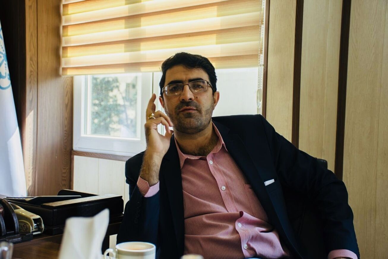 افزایش عرضه ارز در پی استقبال صادرکنندگان از مرکز مبادله  مردم مراقب شگردهای دلالان باشند