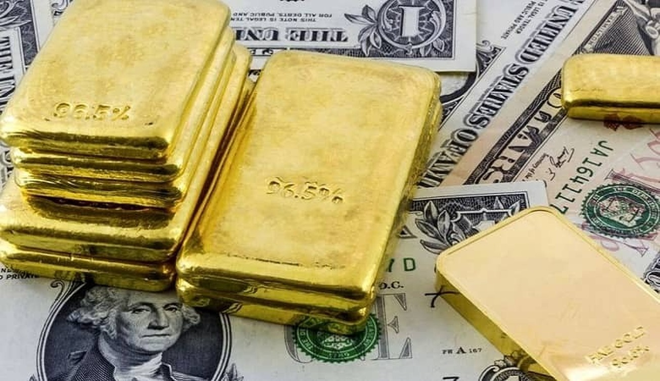 صعود طلا و عقب‌نشینی دلار در بازارهای جهانی