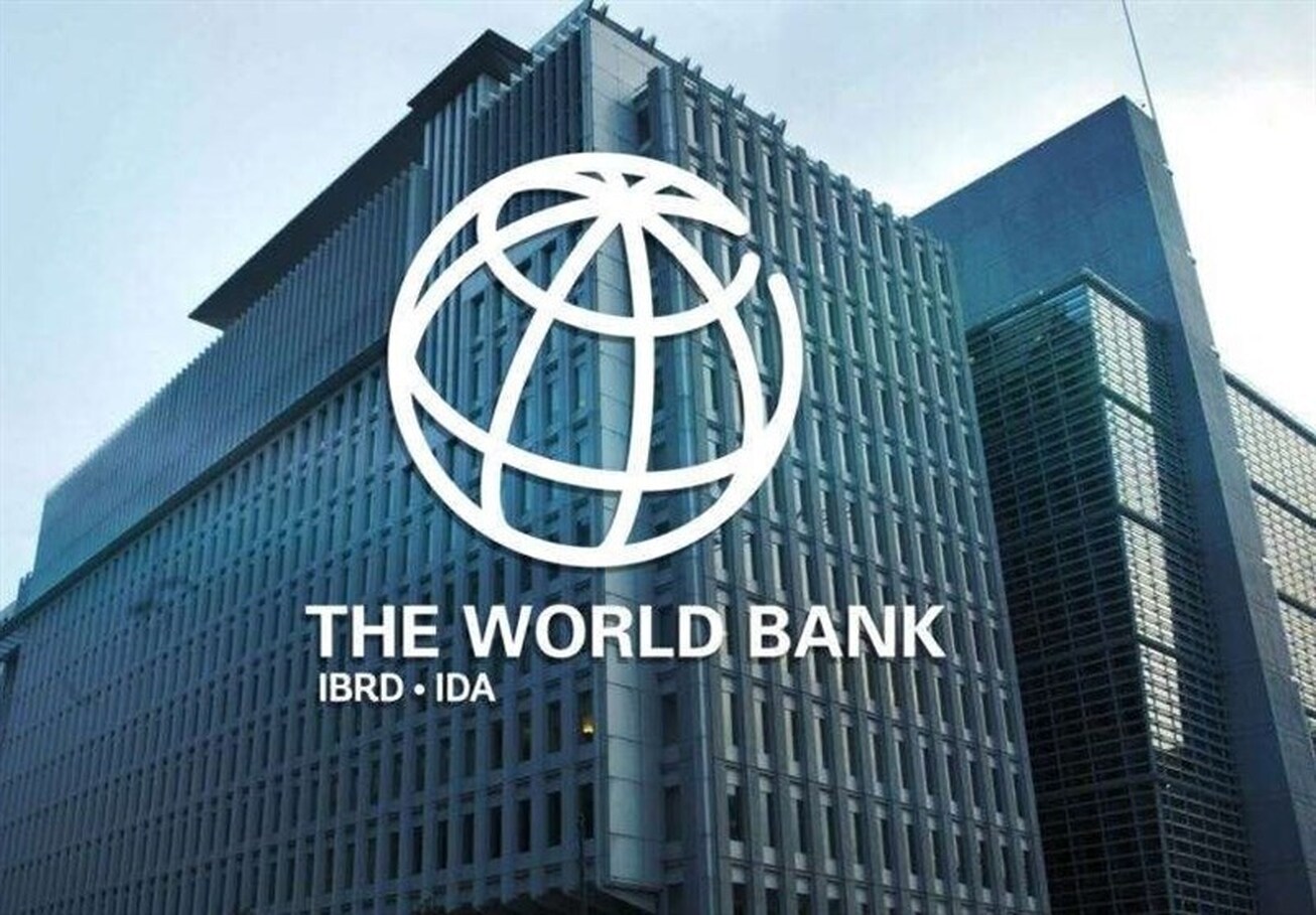 گزارش بانک جهانی از چشم انداز مثبت شاخص‌های کلان اقتصاد ایران در ۱۴۰۱ با وجود تحریم‌ها